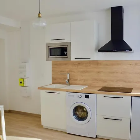 Comfort And Modernity In The Heart Of 5 Apartment Tours